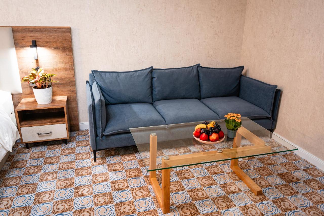 Cosmopolitan Hotel Шымкент Экстерьер фото